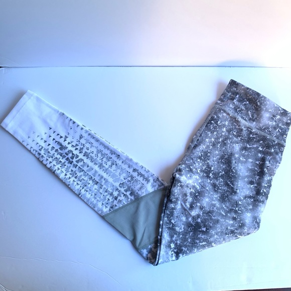 NEW CALVIN KLEIN PERFORMANCE LEGGINGS - Picture 11 of 16